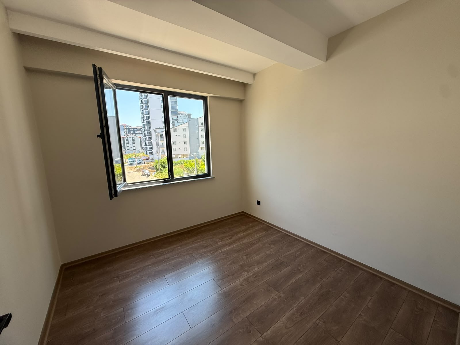 MABELDEN DOLUNAY MAHALLESİNDE  KİRALIK SIFIR 3+1 DAİRE